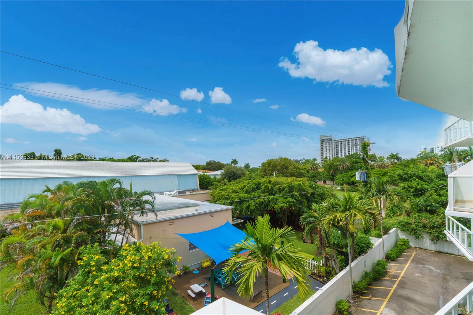 1650 Brickell Ave # 104