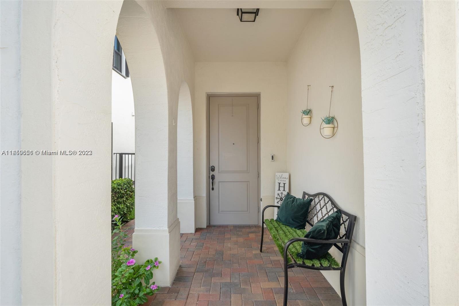 3222 W 99th Pl