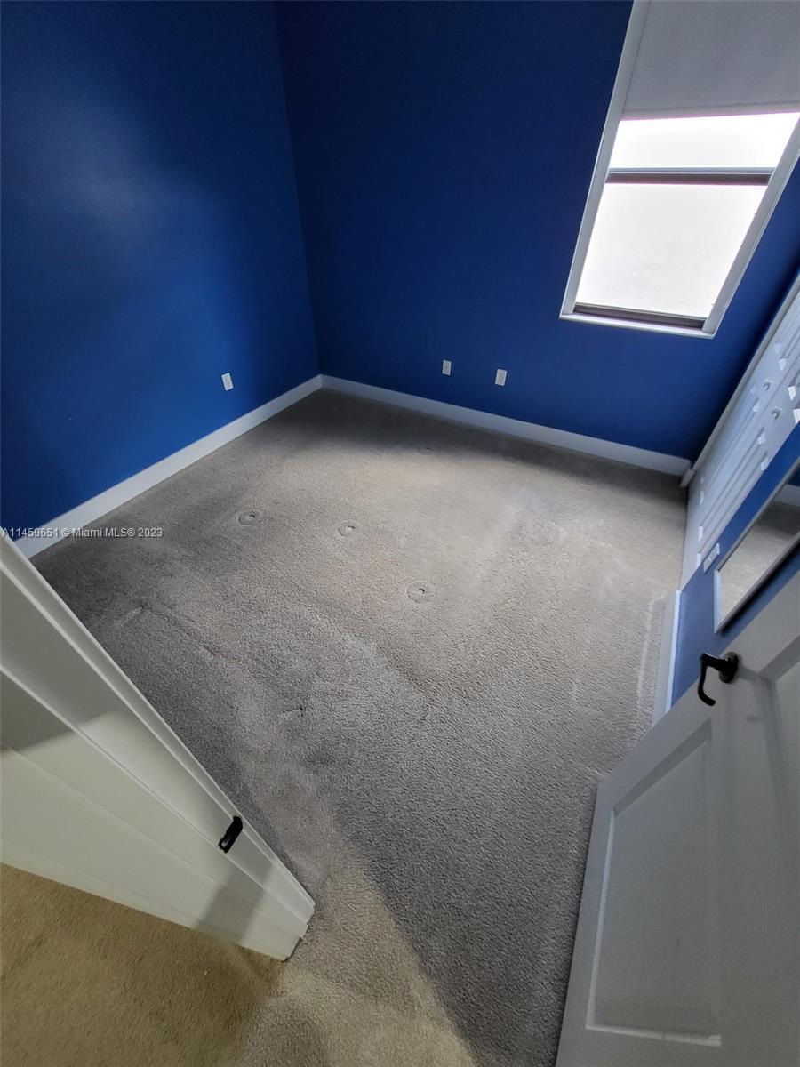 3222 W 99th Pl