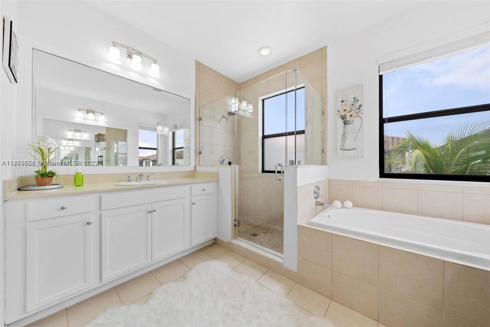 3222 W 99th Pl