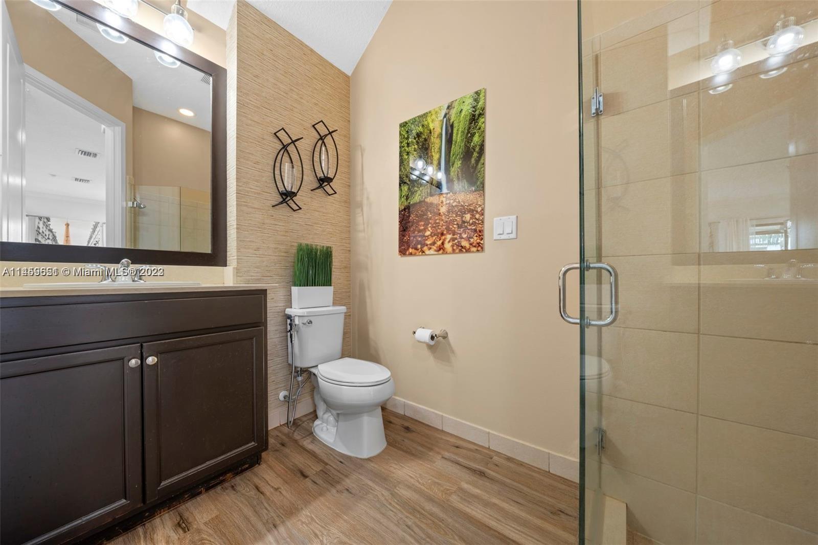 3222 W 99th Pl