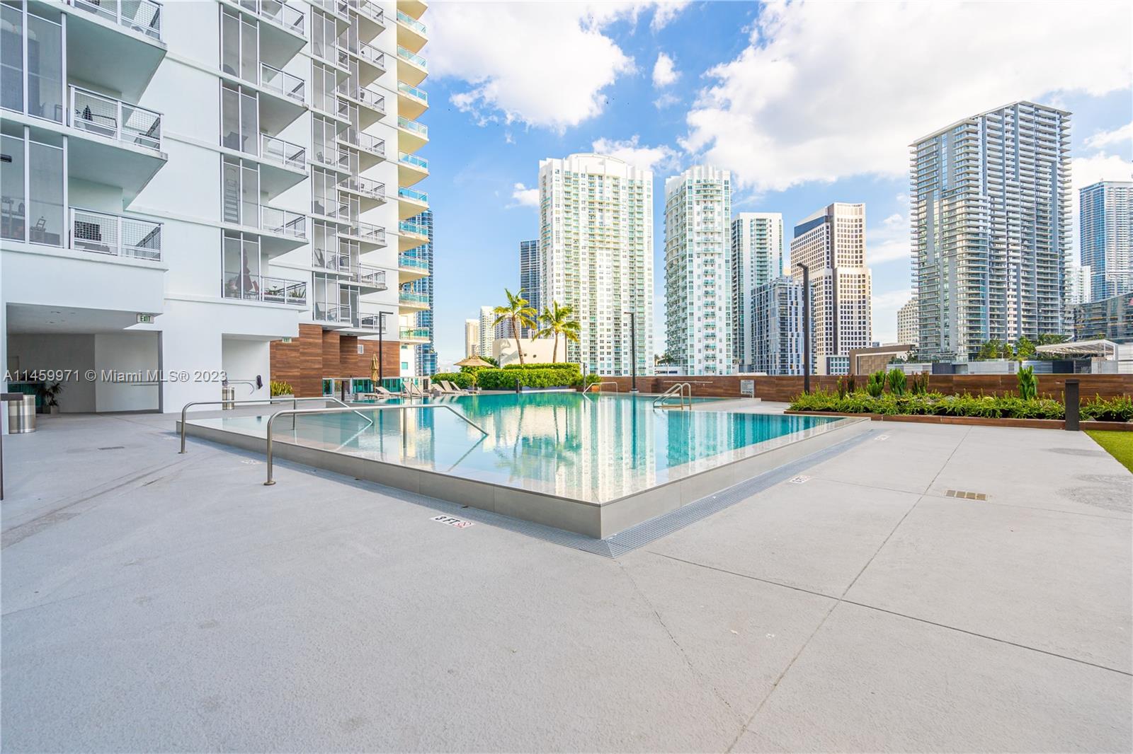 350 S Miami Ave Unit: 2512