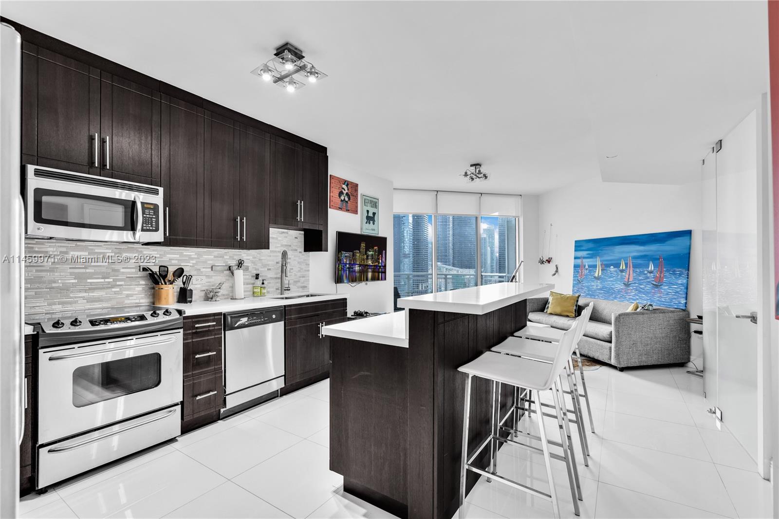 350 S Miami Ave Unit: 2512