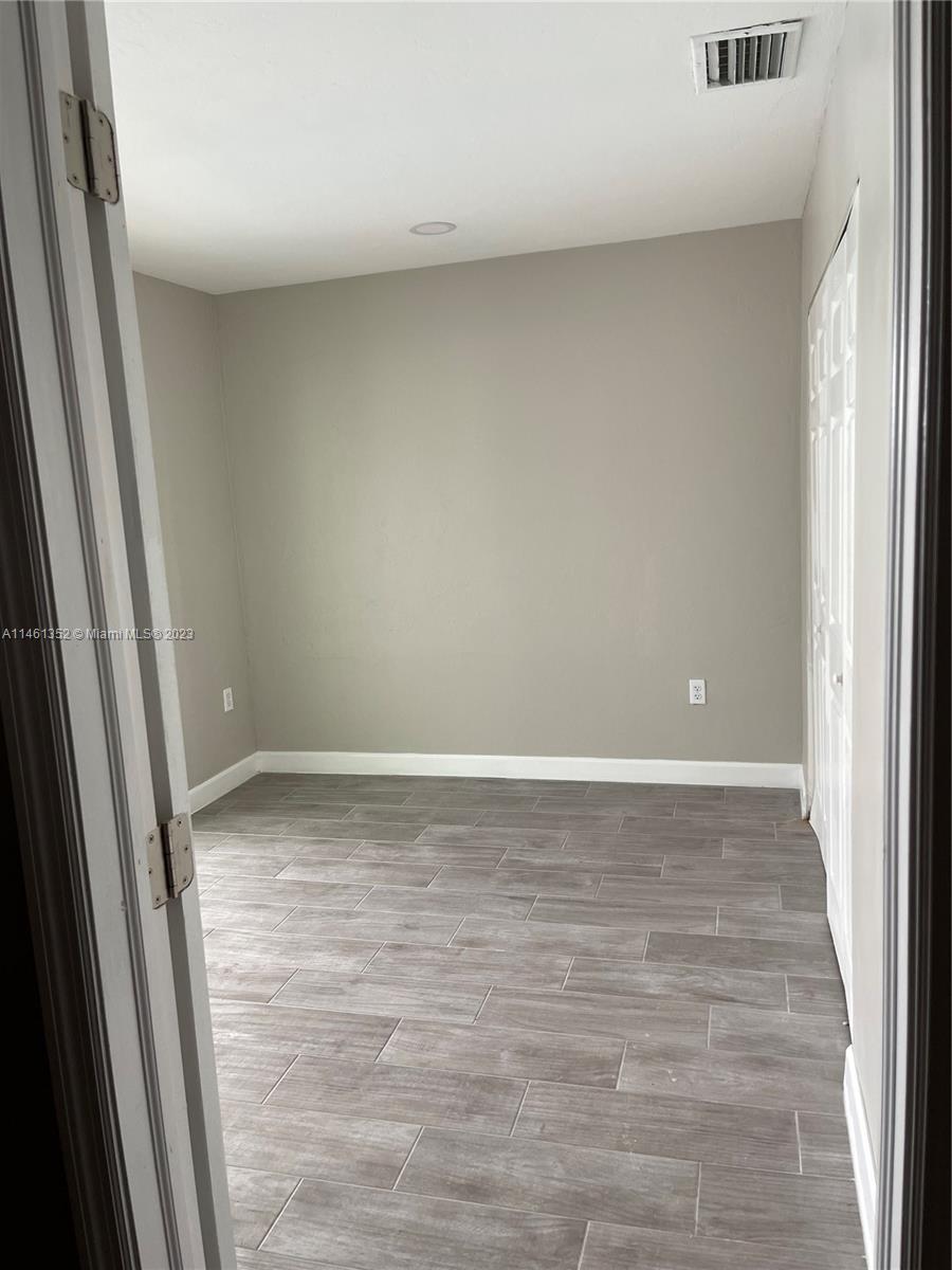 4952 Vincenness # 1