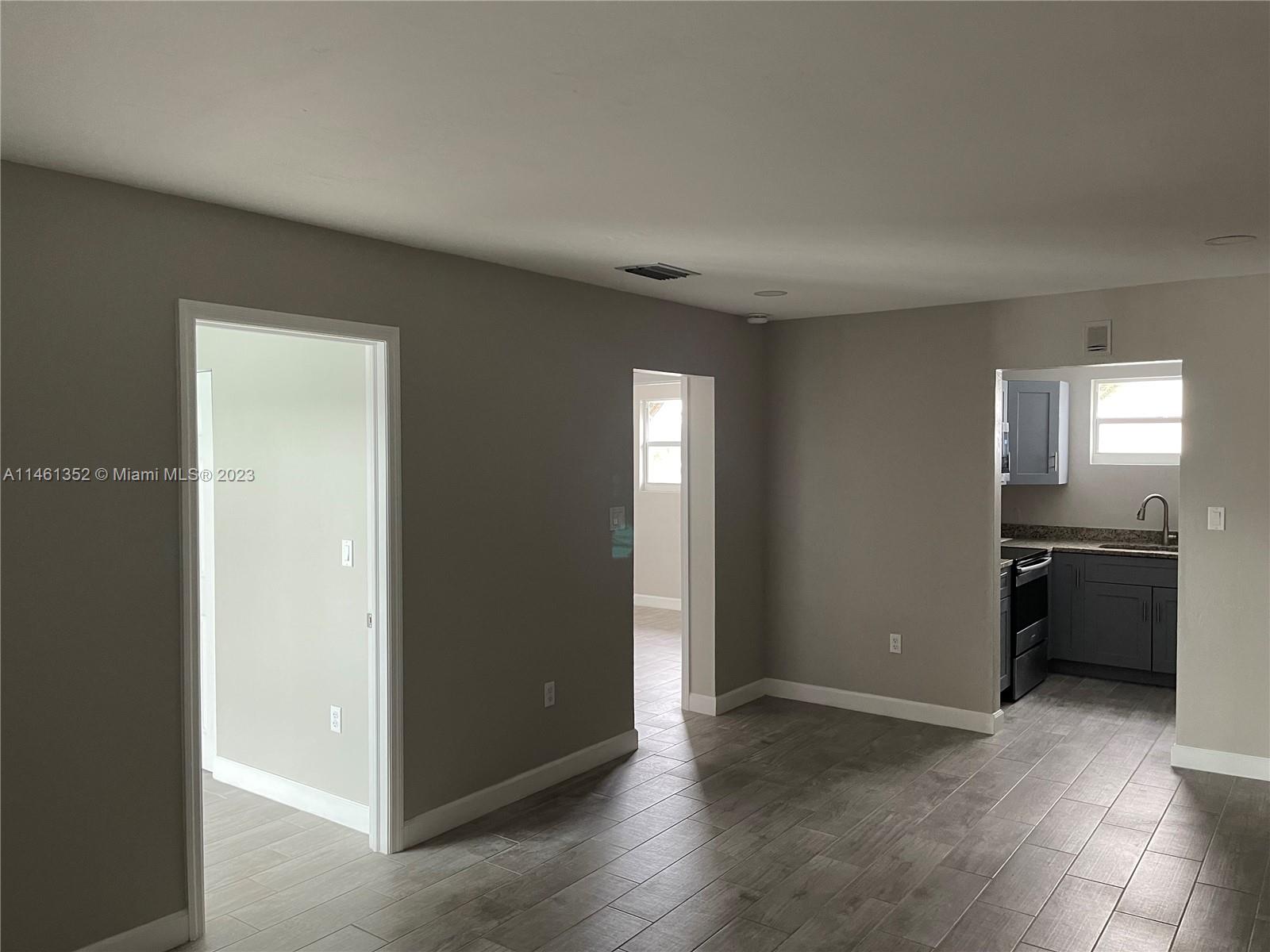 4952 Vincenness # 1
