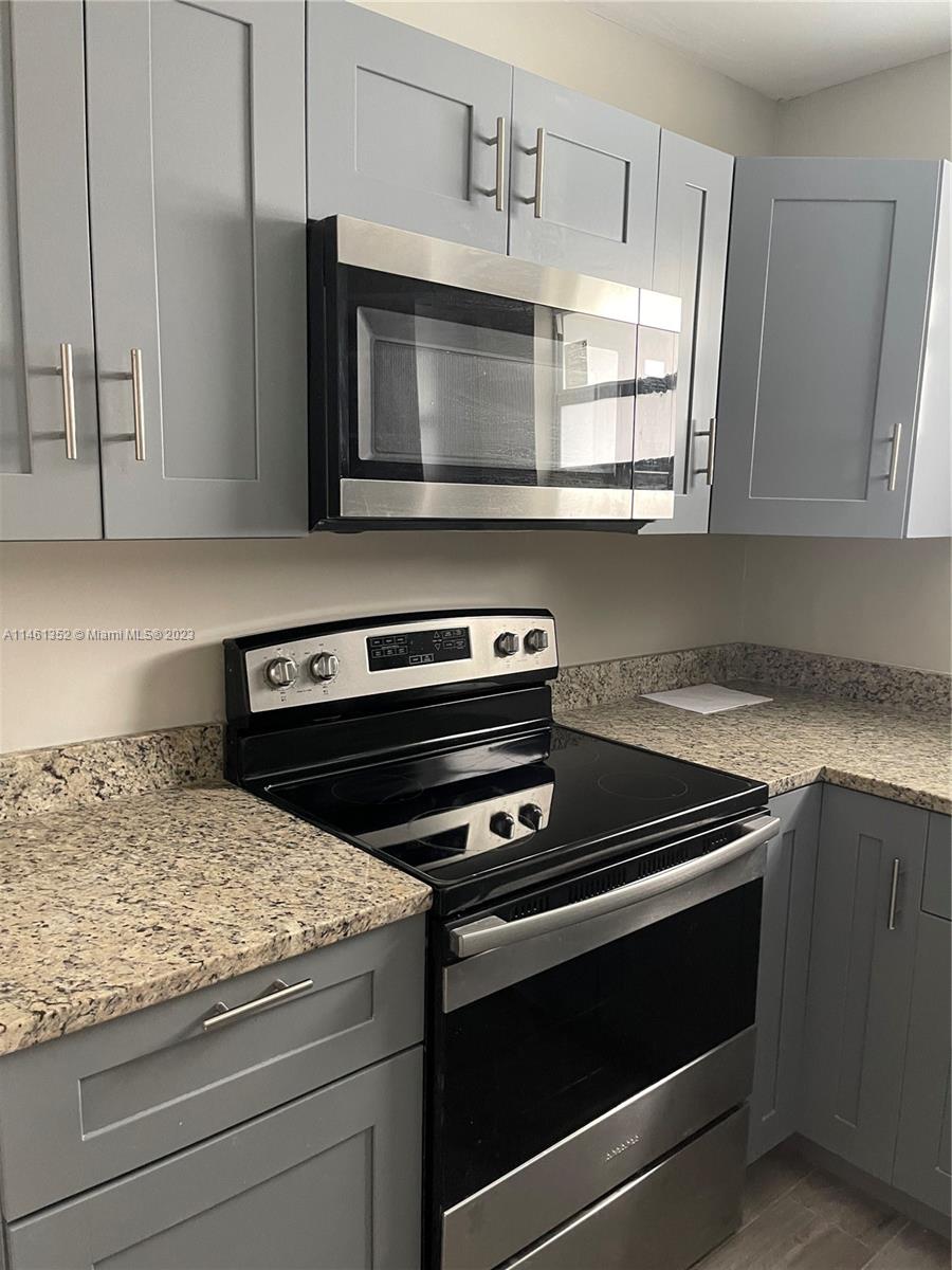 4952 Vincenness # 1