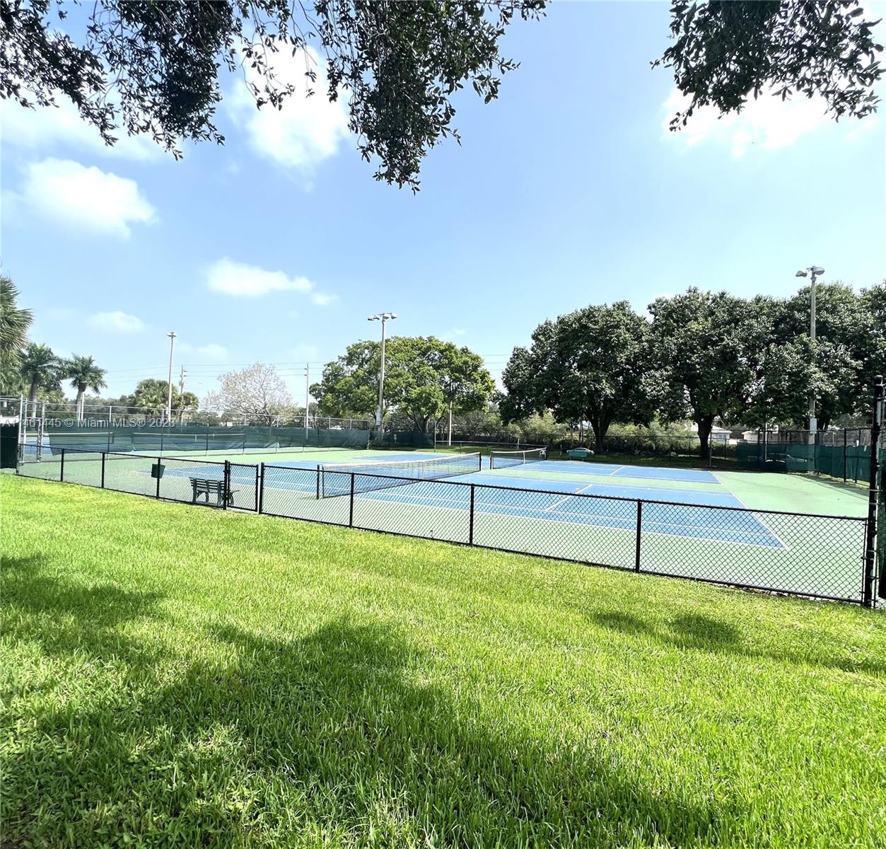 811 NW 172nd Ter