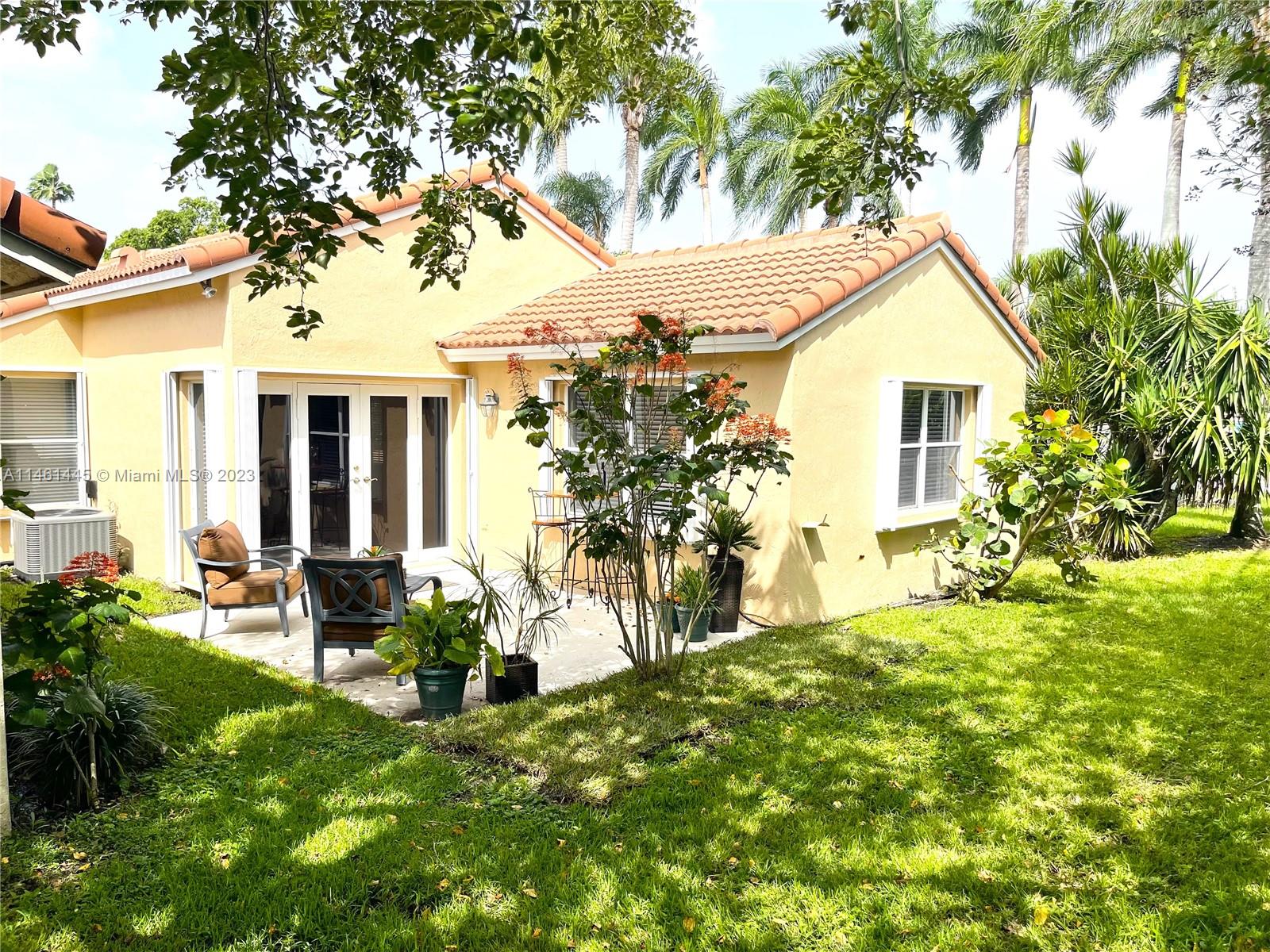 811 NW 172nd Ter