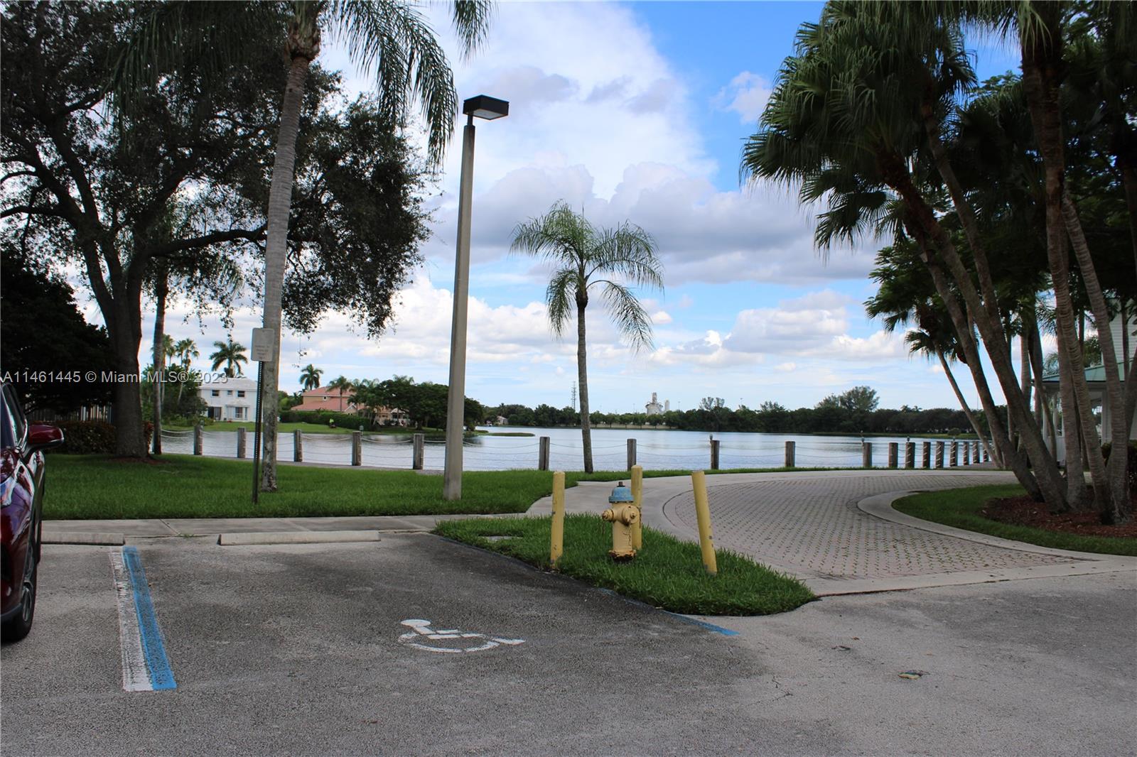 811 NW 172nd Ter