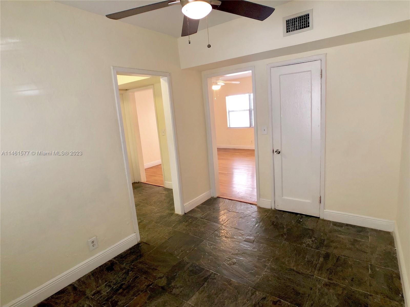 1040 Jefferson Ave # 2