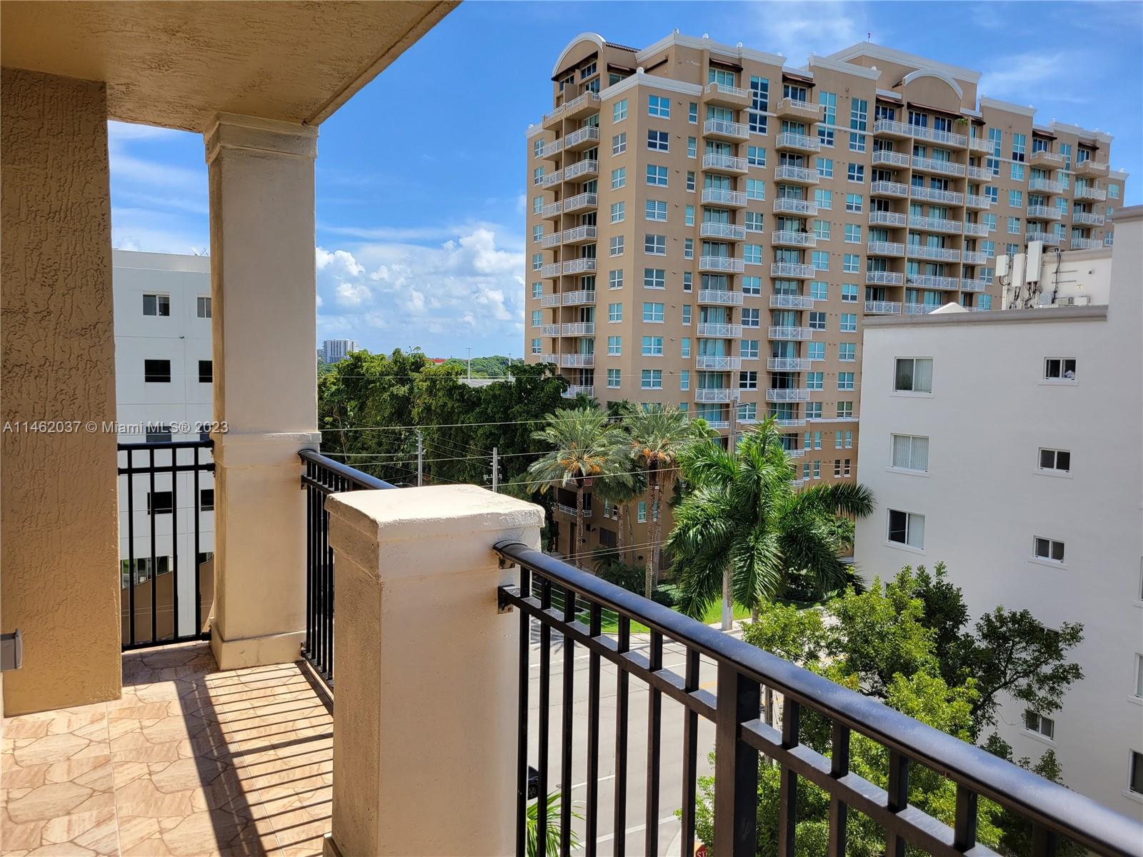 2650 SW 37th Ave Unit: 704