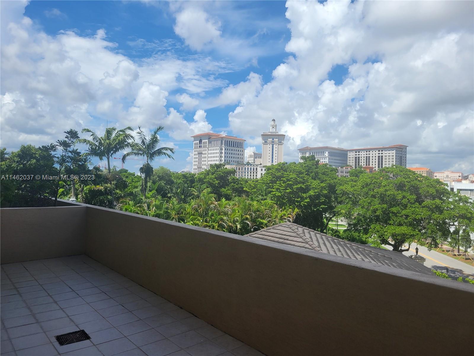 2650 SW 37th Ave Unit: 704