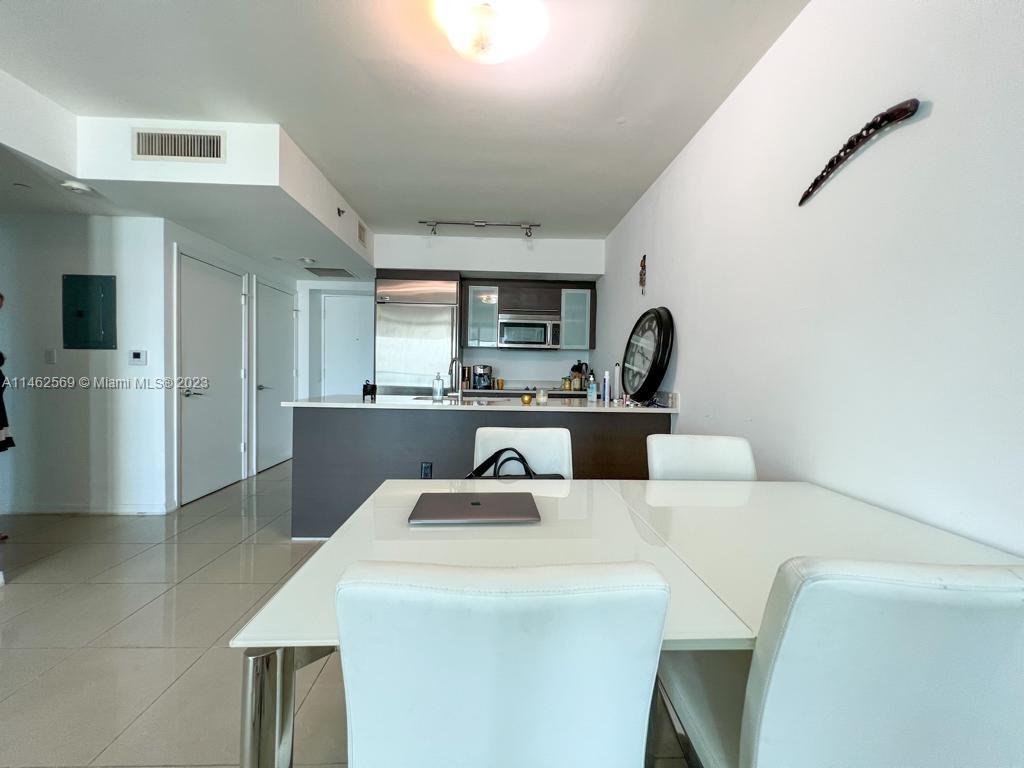 55 SE 6th St # 3706