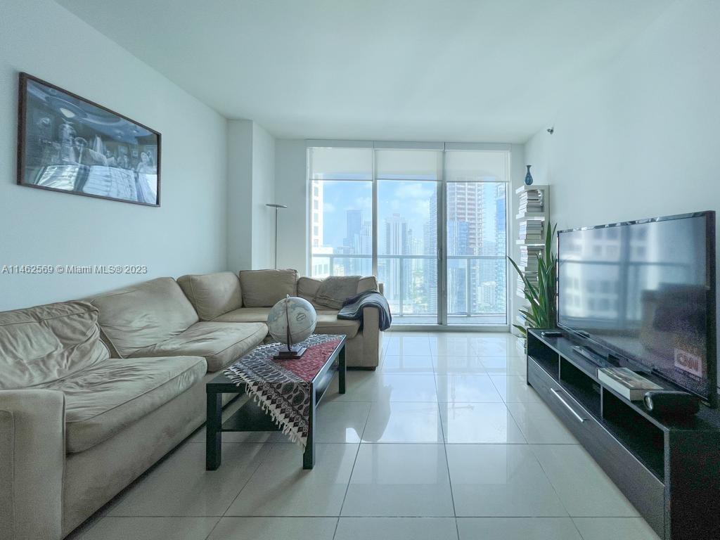 55 SE 6th St # 3706