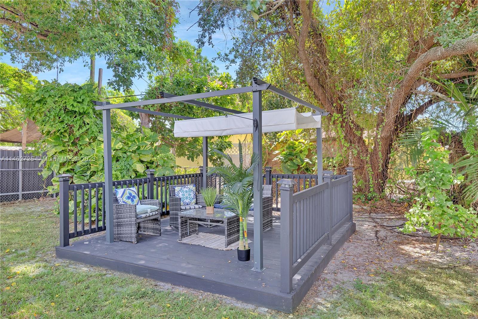 928 NW 66th St