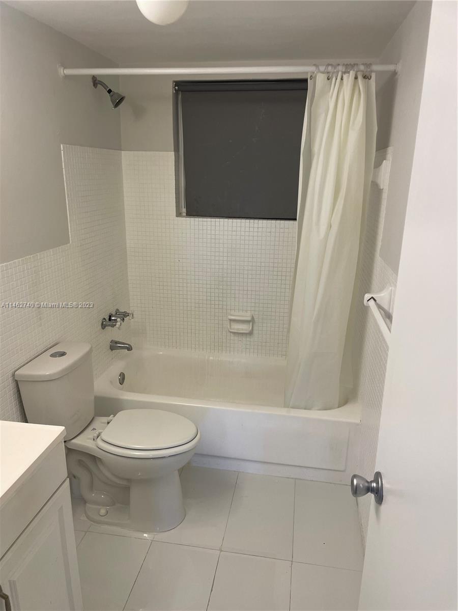 12590 NE 16th Ave # 303