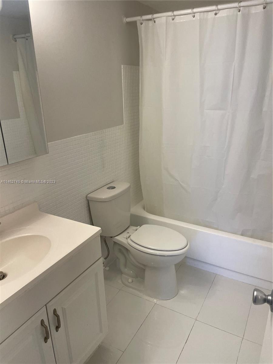 12590 NE 16th Ave # 303