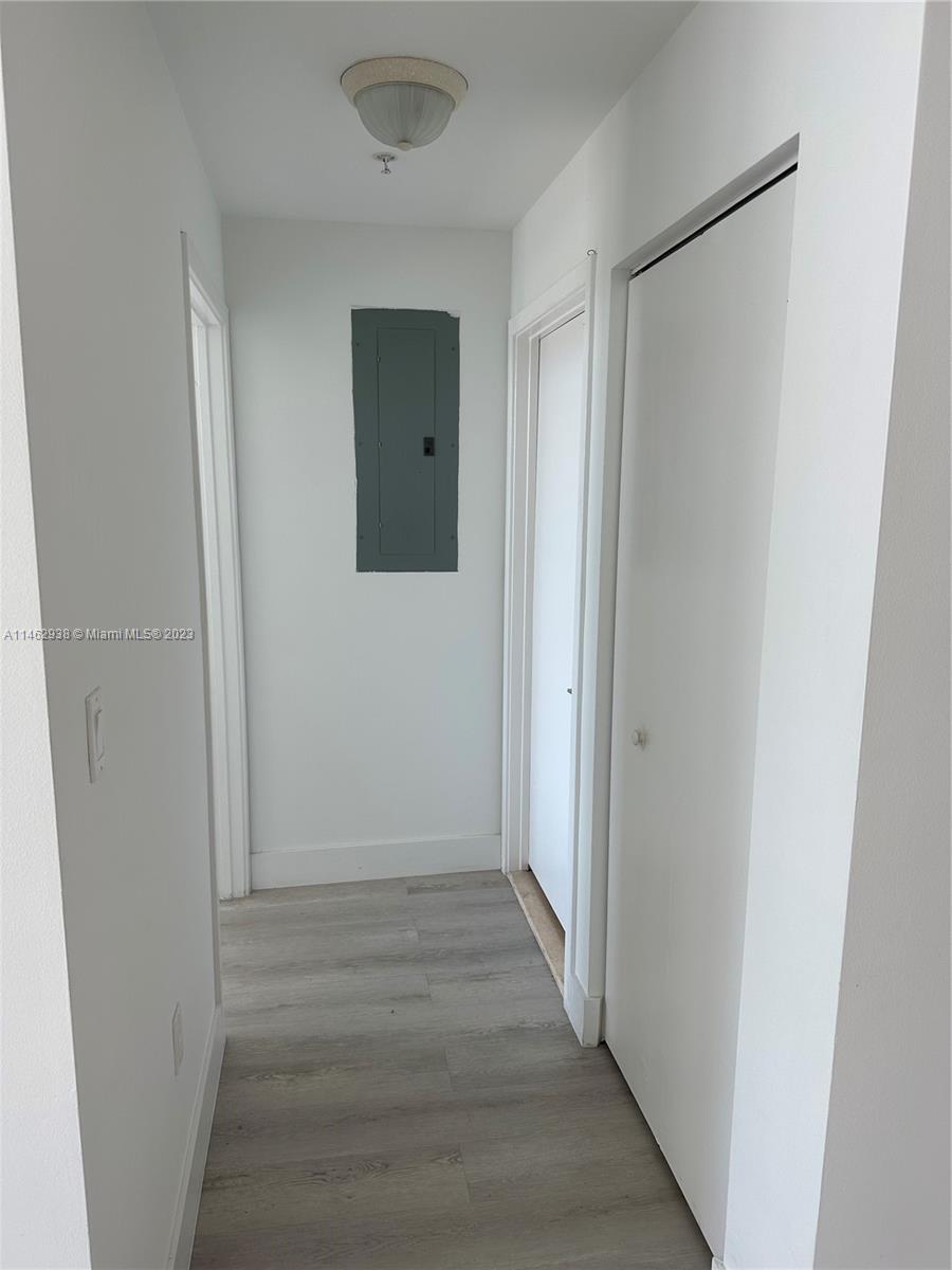 79 SW 12th St Unit: 2203-S