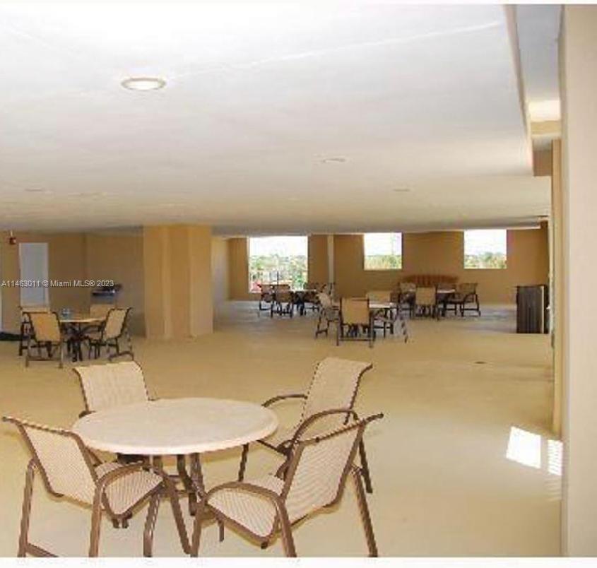 117 NW 42nd Ave # 1401