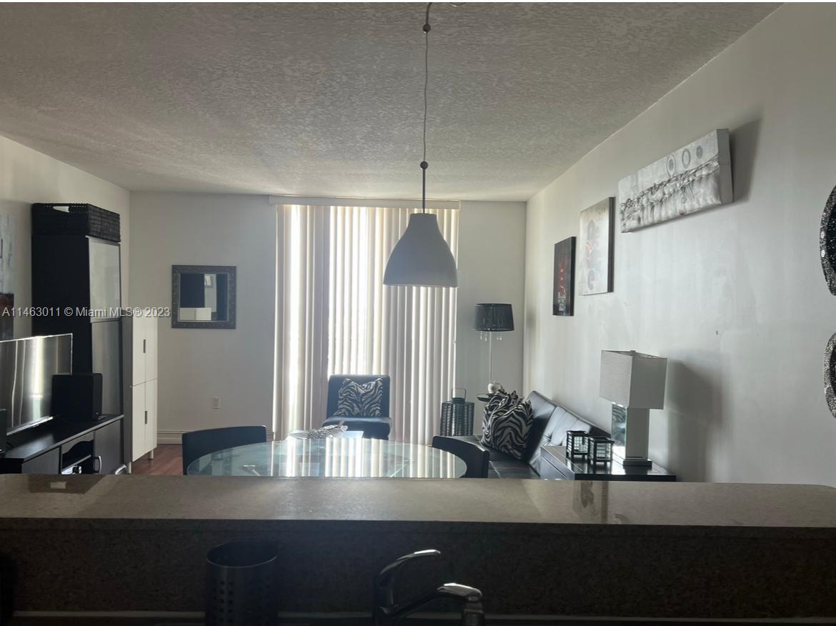 117 NW 42nd Ave # 1401