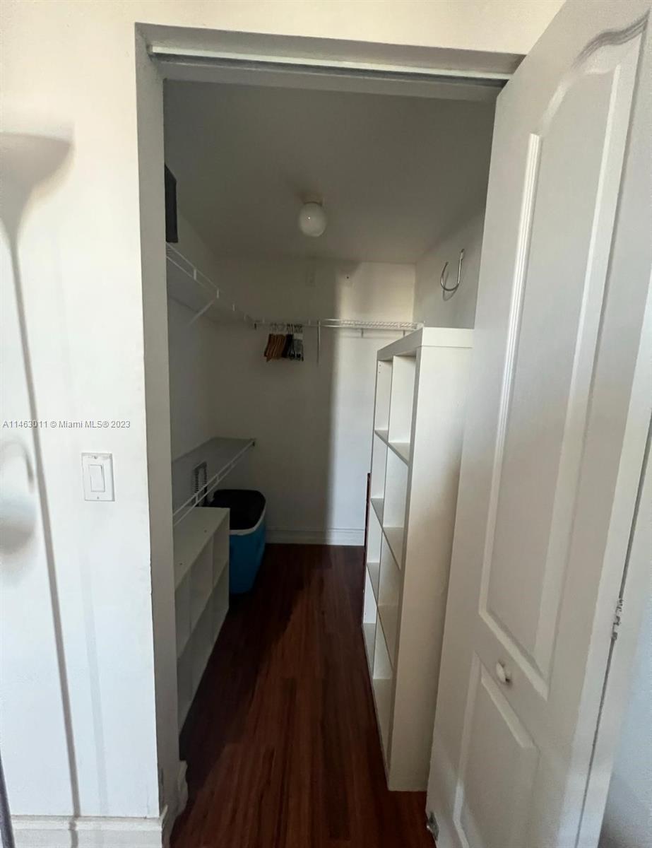 117 NW 42nd Ave # 1401