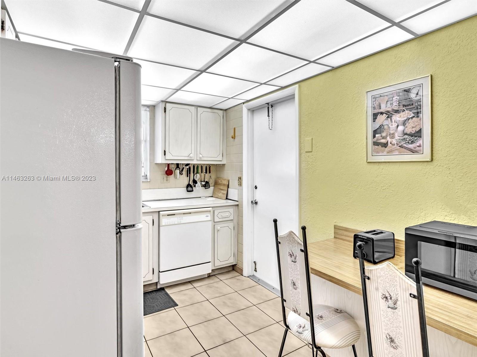 541 Blue Heron Dr # 307