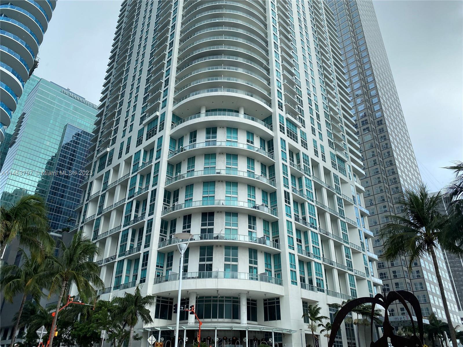 300 S Biscayne Blvd # 620 Unit: L-620