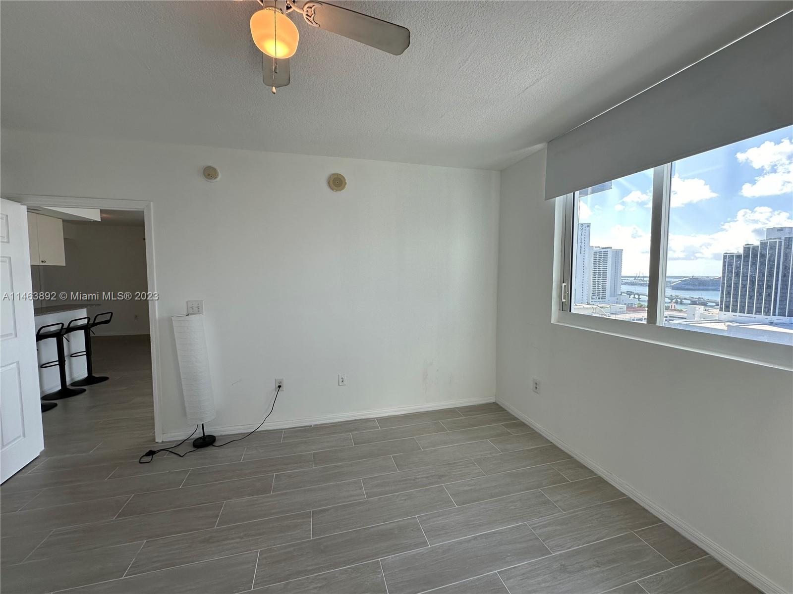 275 NE 18 ST # 2105