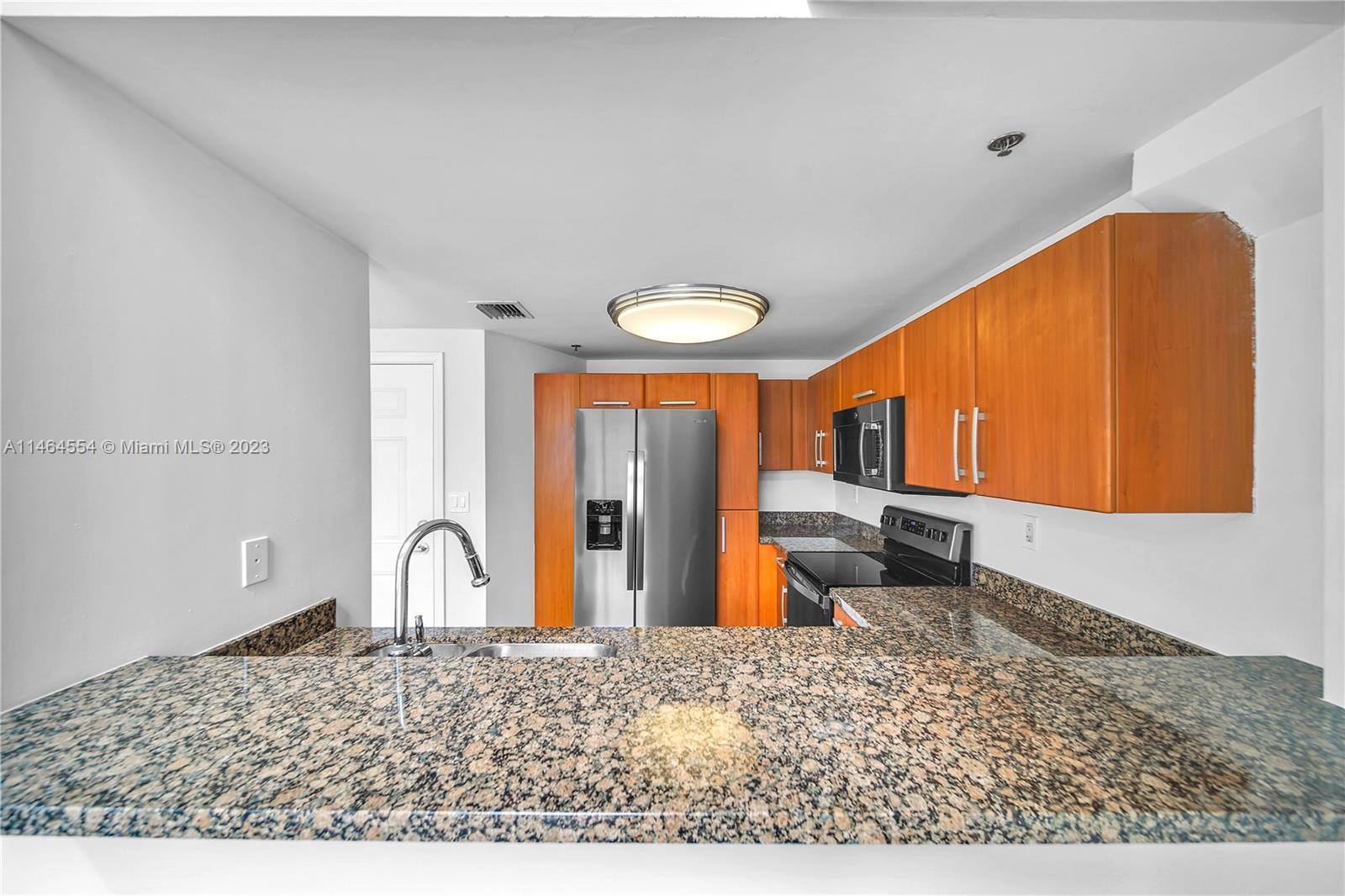 6362 Collins Ave Unit: 516