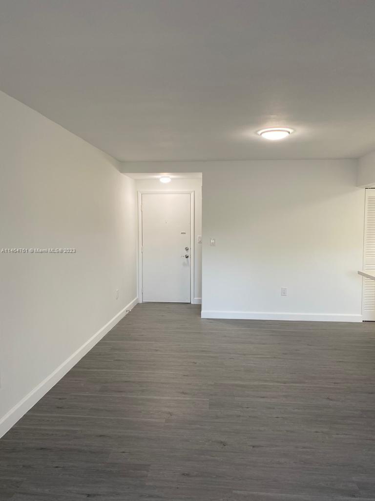 9407 Fontainebleau Blvd # 112