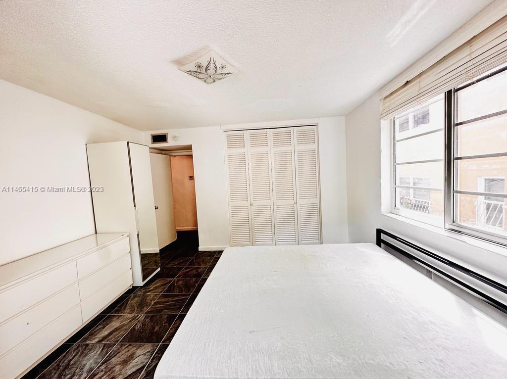 1725 James Ave # 1