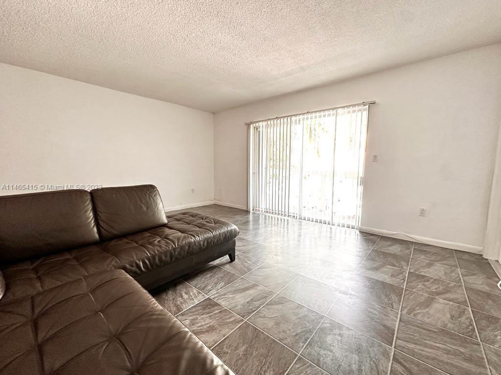 1725 James Ave # 1