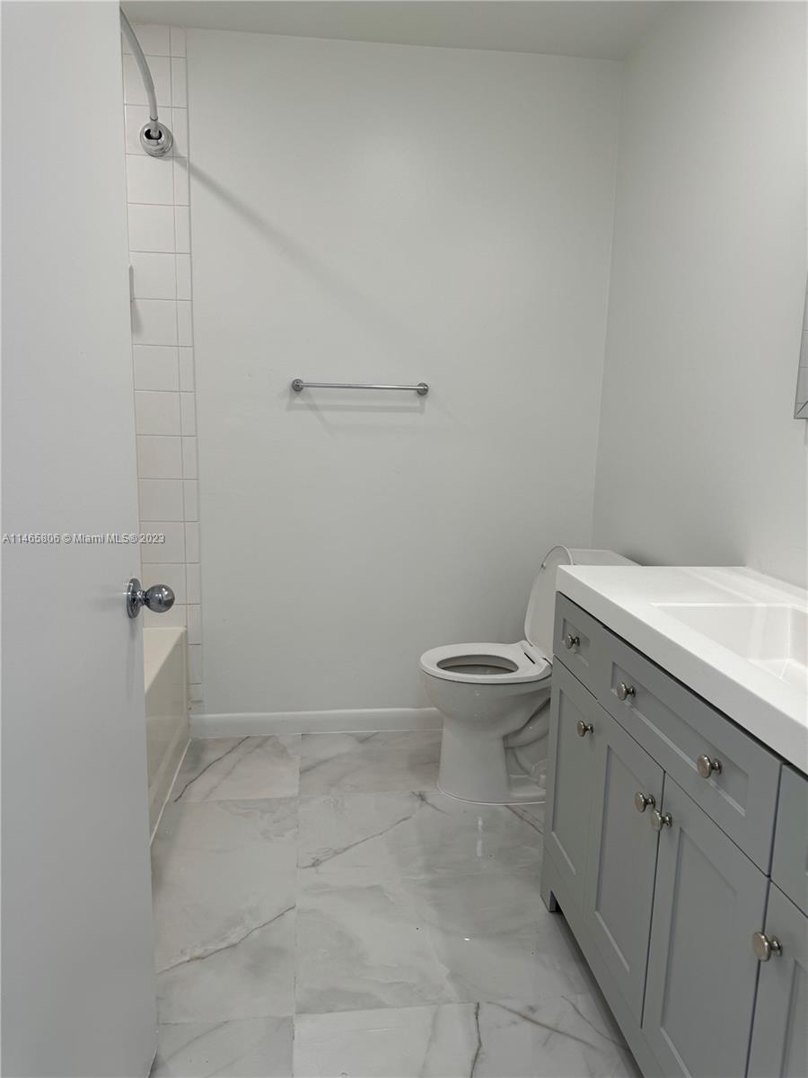 2113 Renaissance Blvd # 208