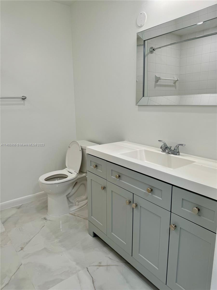 2113 Renaissance Blvd # 208