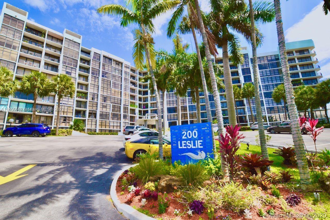 200 Leslie Dr # 530