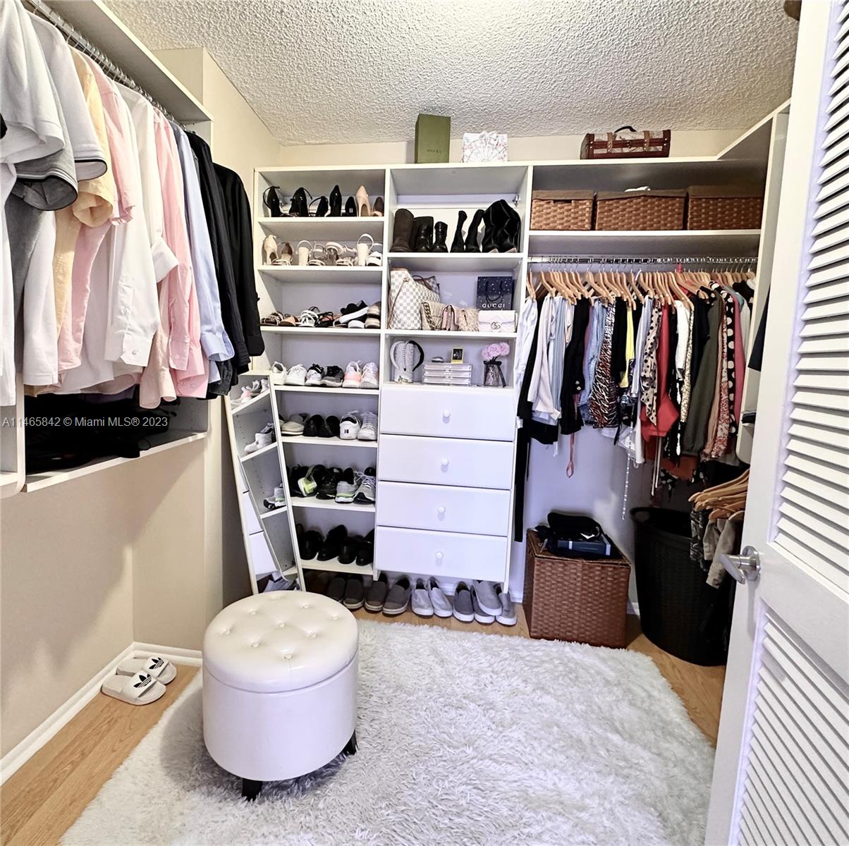 200 Leslie Dr # 530