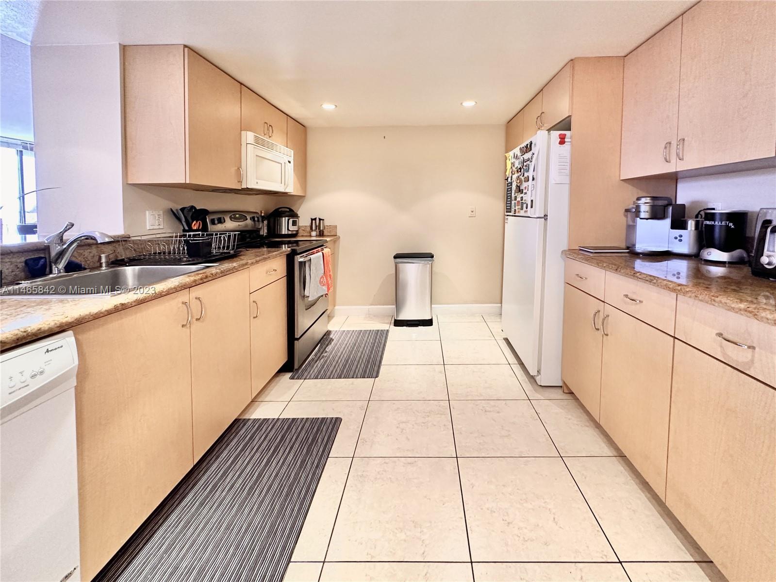 200 Leslie Dr # 530