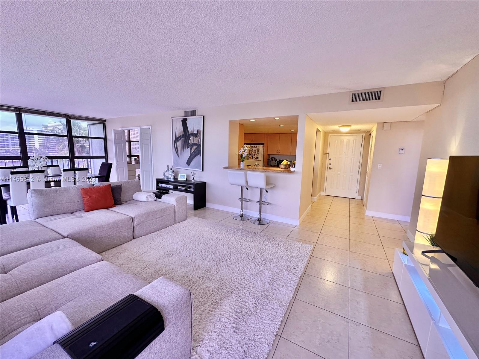 200 Leslie Dr # 530