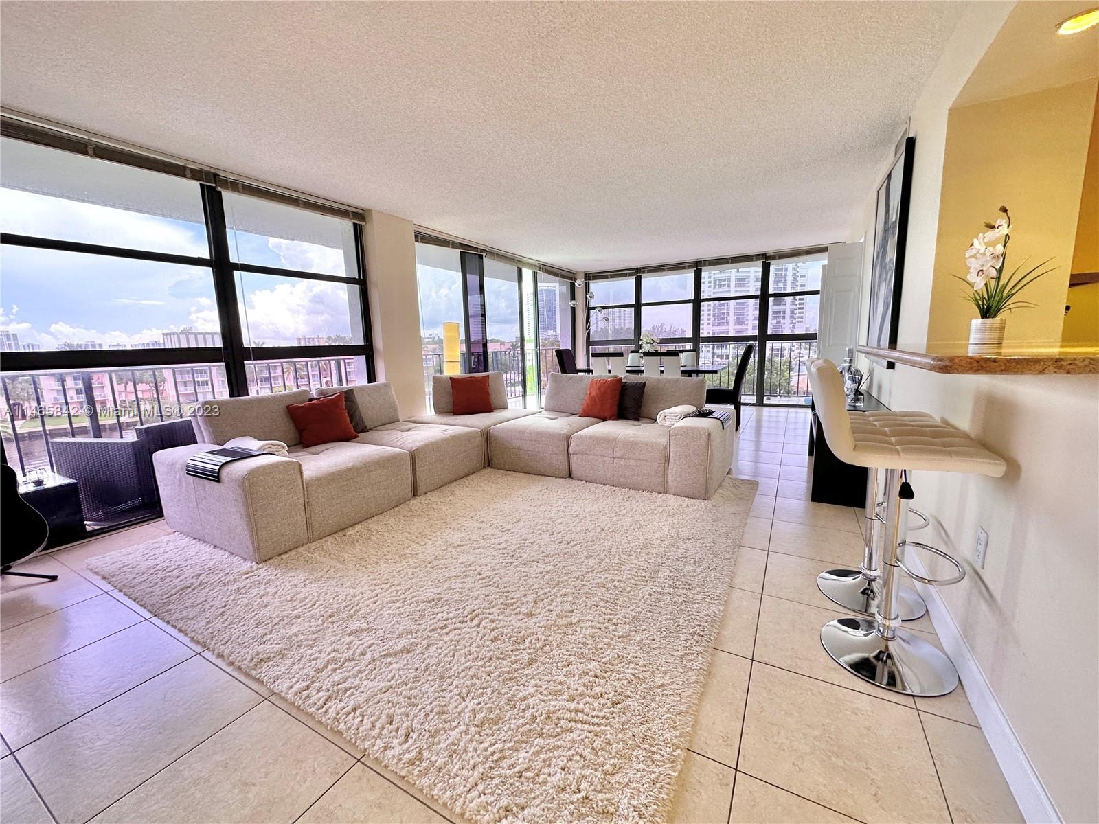 200 Leslie Dr # 530