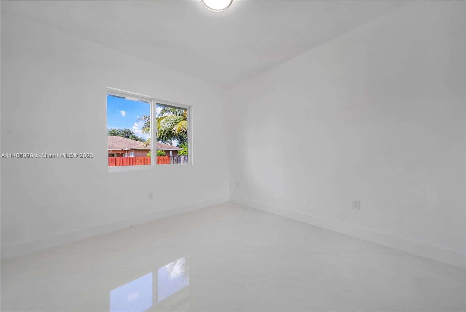 15640 NW 39th Ct Unit: 15640