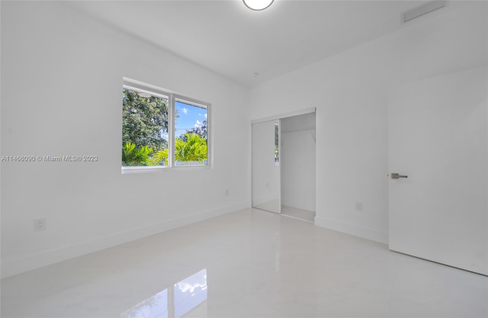 15640 NW 39th Ct Unit: 15640