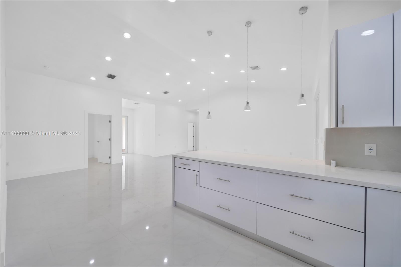 15640 NW 39th Ct Unit: 15640