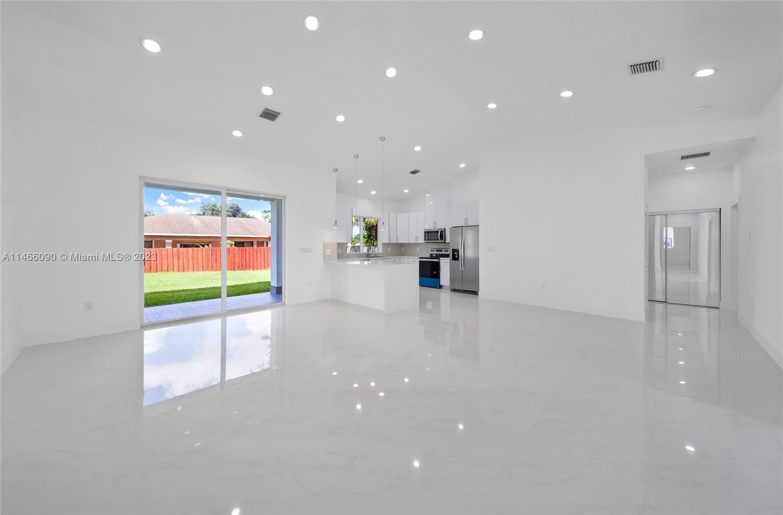 15640 NW 39th Ct Unit: 15640