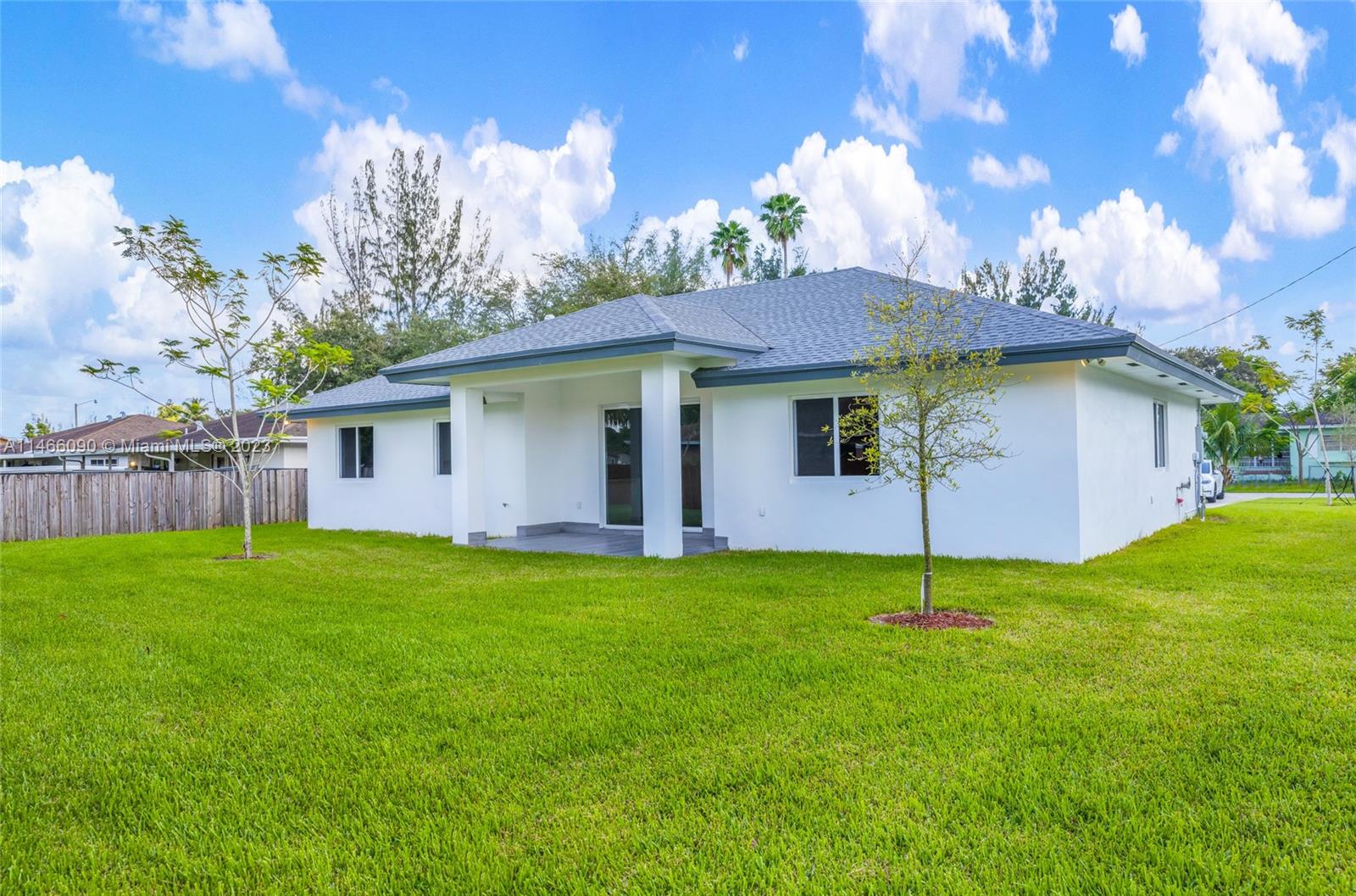 15640 NW 39th Ct Unit: 15640
