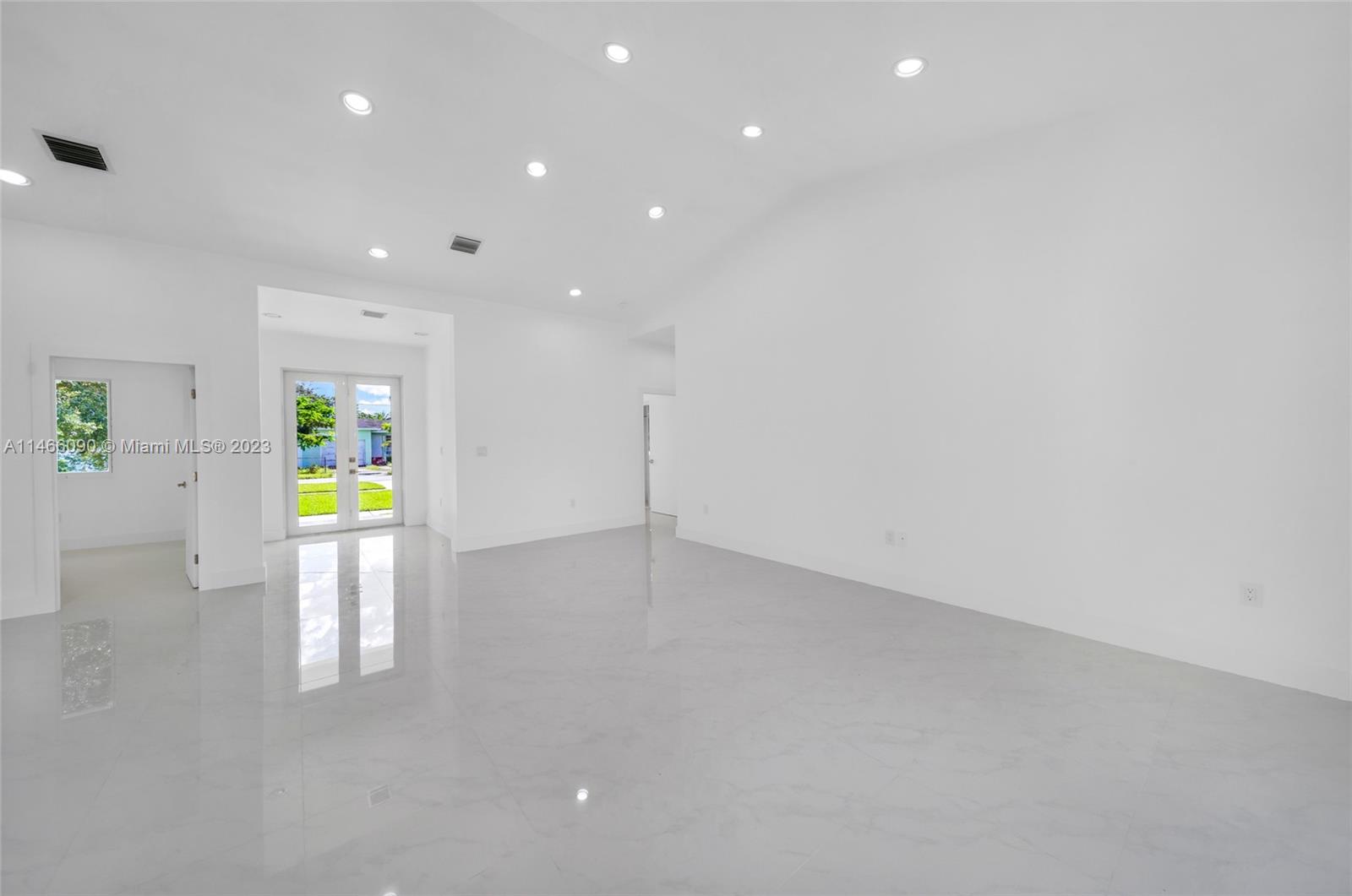 15640 NW 39th Ct Unit: 15640