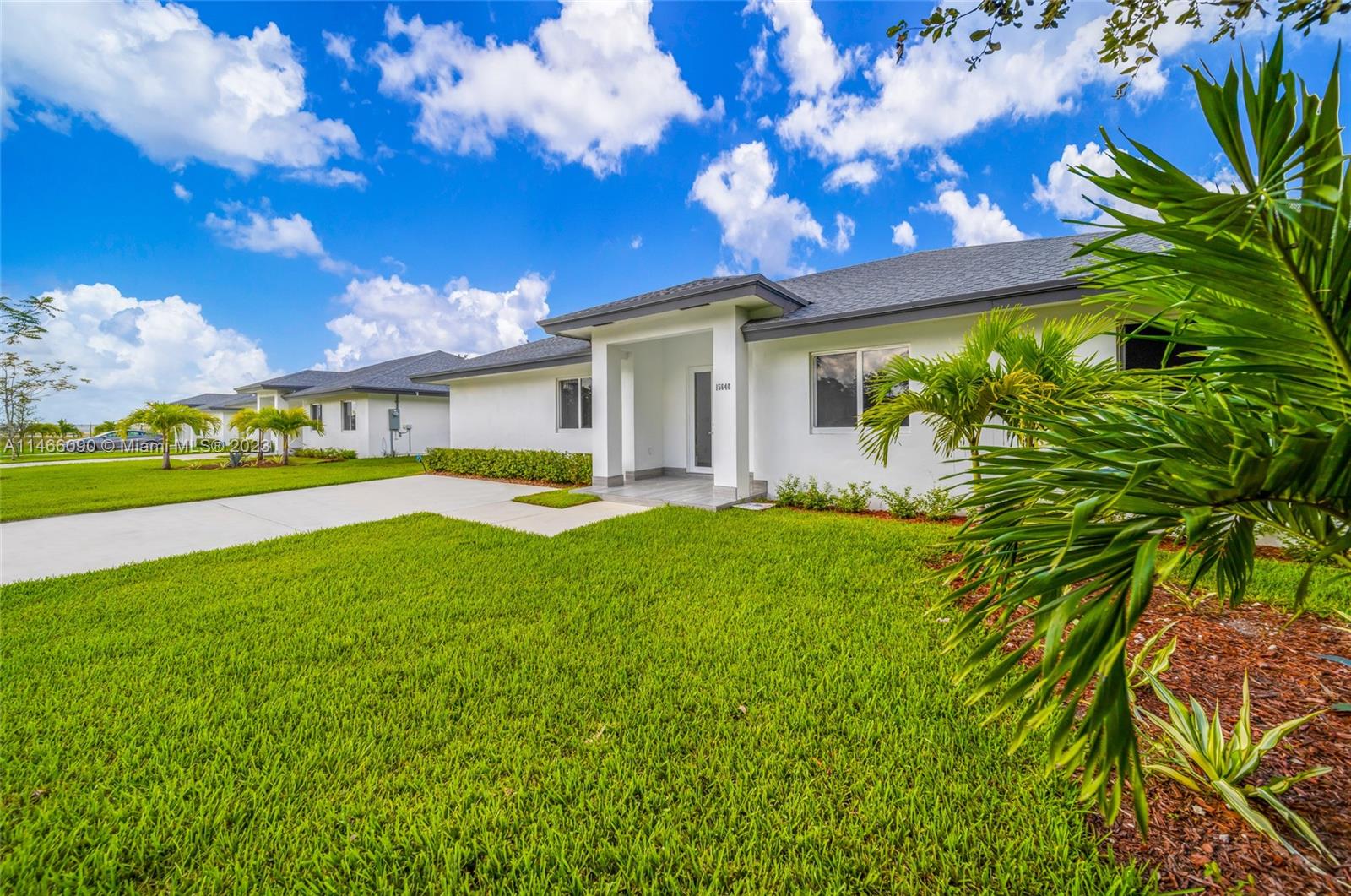 15640 NW 39th Ct Unit: 15640