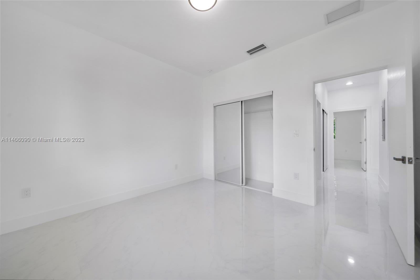 15640 NW 39th Ct Unit: 15640