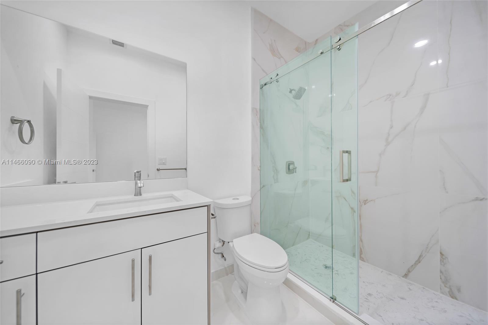 15640 NW 39th Ct Unit: 15640