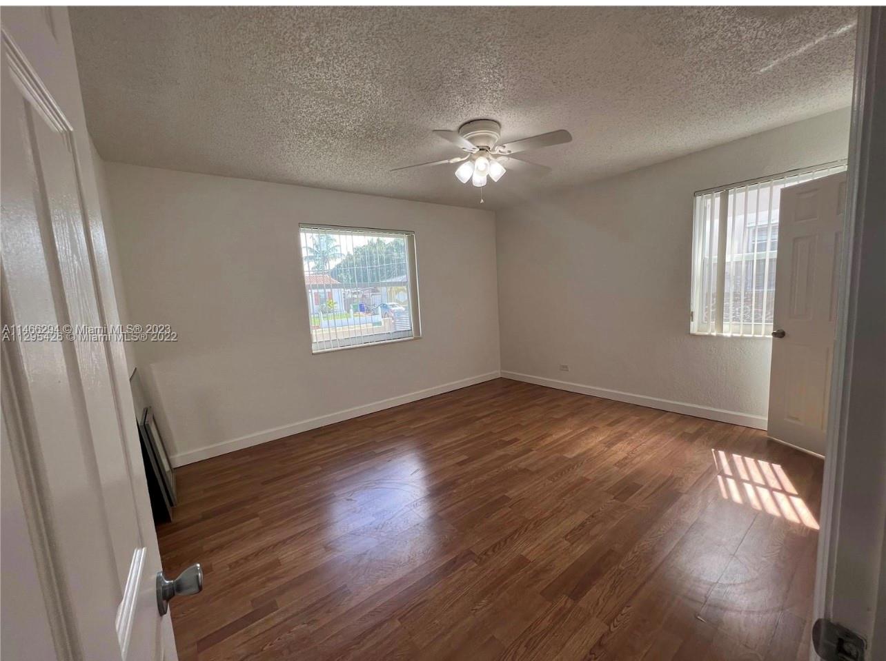 120 SW 51st Ave