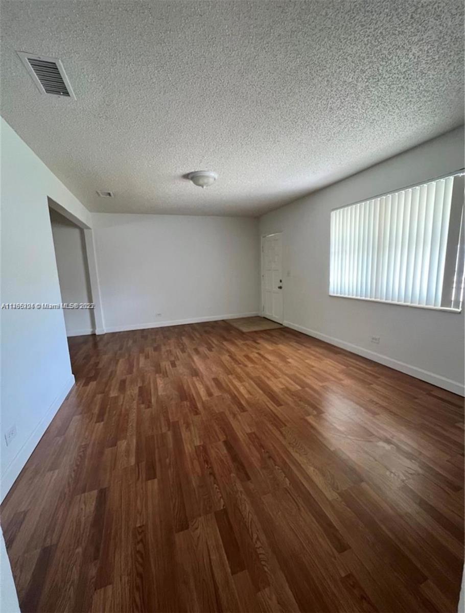 120 SW 51st Ave